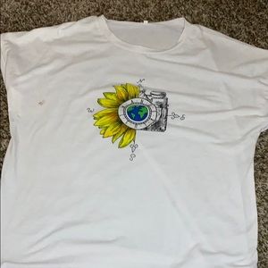 White shirt with design